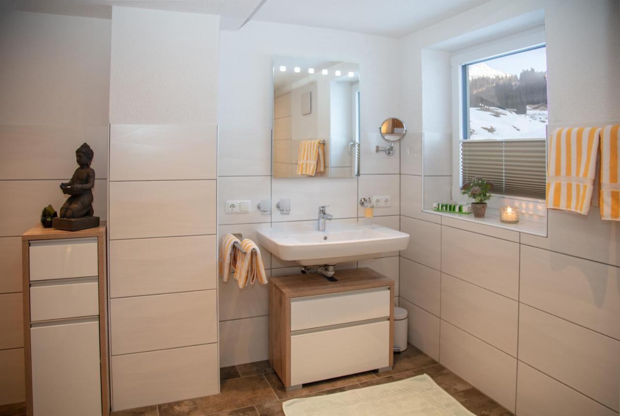Ferienhaus Hochvogel Hinterhornbach エクステリア 写真