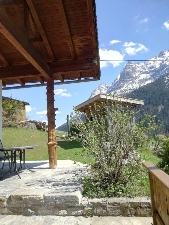 Ferienhaus Hochvogel Hinterhornbach エクステリア 写真